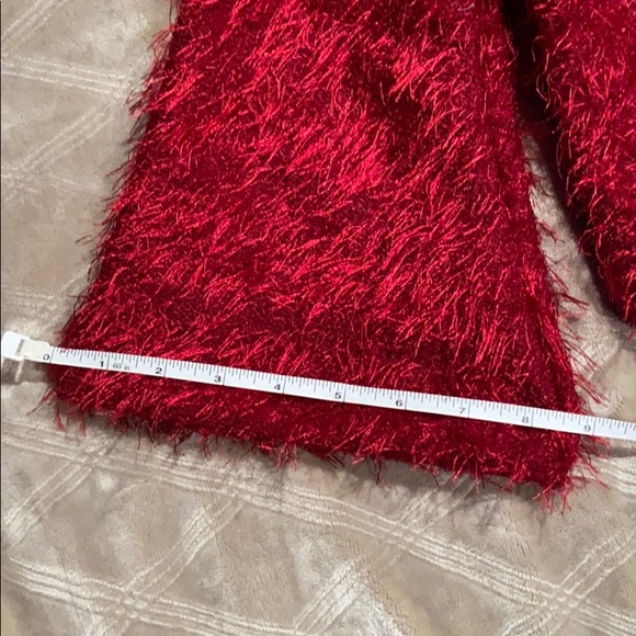 Crop eyelash sweater ❤️ - Picture 3 of 4